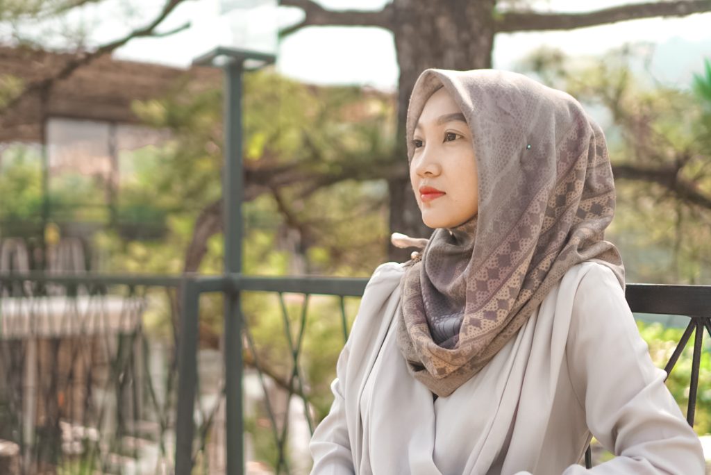 Fea Rini dan Filosofi Gang Sempit: Kisah Sukses Entrepreneur Digital yang Mengubah Keterbatasan Menjadi Kekuatan 2