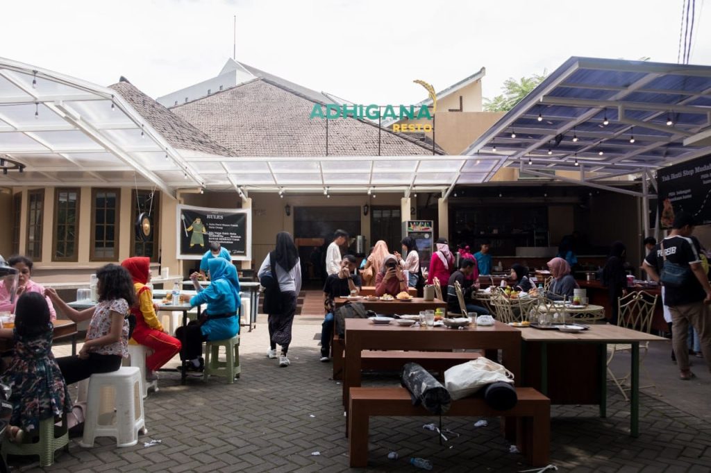 Tempat Makan di Bandung yang Lagi Hits, Catat Lokasinya! 7