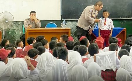 Tekan Kasus Bullying di Sekolah Dasar, TNI-Polri Kompak Beri Penyuluhan 2