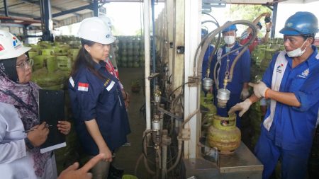 MUI Nyatakan Orang Kaya Gunakan Gas Elpiji 3 Kg Haram, Ini Alasannya MUI Nyatakan Orang Kaya Gunakan Gas Elpiji 3 Kg Haram, Ini Alasannya 4