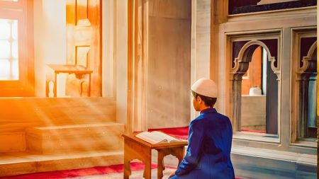 17 Ramadhan Malam Nuzulul Quran, Mengapa Begitu Spesial? 17 Ramadhan Malam Nuzulul Quran, Mengapa Begitu Spesial? 9