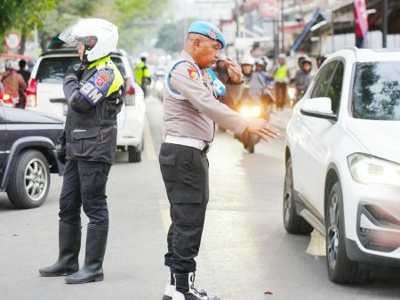 Operasi Ketupat Lodaya 2025 Tekan Angka Kecelakaan di Jawa Barat