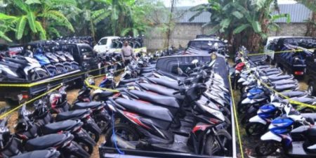 Polisi Temukan 26 Motor Bodong Saat Gerebek Lahan Kosong di Bogor