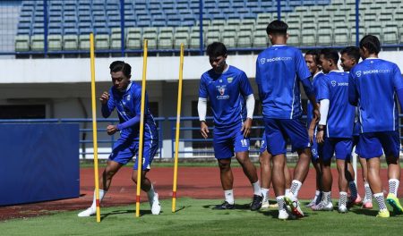 Borne FC vs Persib Bandung Kapan? (Dok Persib)