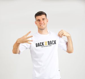 Nick Kuipers Berapa Musim di Persib? Ini Rekam Jejaknya 2 Nick Kuipers Berapa Musim di Persib (Instagram/@kuipersnick)
