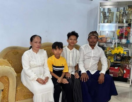 Ayah Farel Prayoga Ditangkap Polisi Gegara Judi Online Ayah Farel Prayoga Ditangkap Polisi (Instagram/@farelprayoga.real)