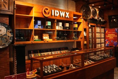 IDWX: Destinasi Terpercaya untuk Jam Tangan Omega Premium di Jakarta